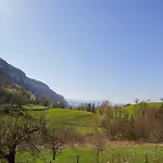Le Fenil De Rubis * Sainte-Marie-D'Alvey