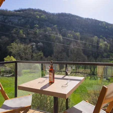 Le Fenil De Rubis