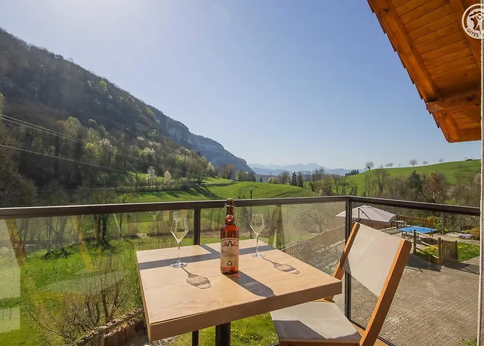 Le Fenil De Rubis Hébergement de vacances